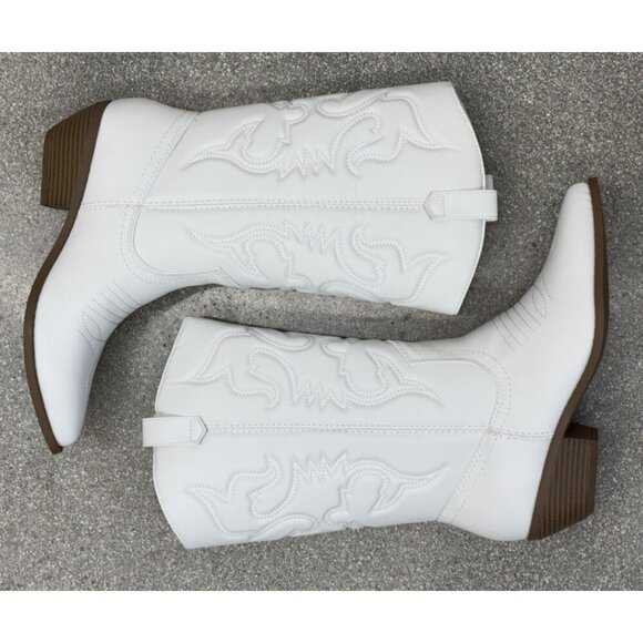 SODA / Reno / White /  Embroidered / Western Cowboy Boots /  With Low Block Heel - Picture 7 of 12